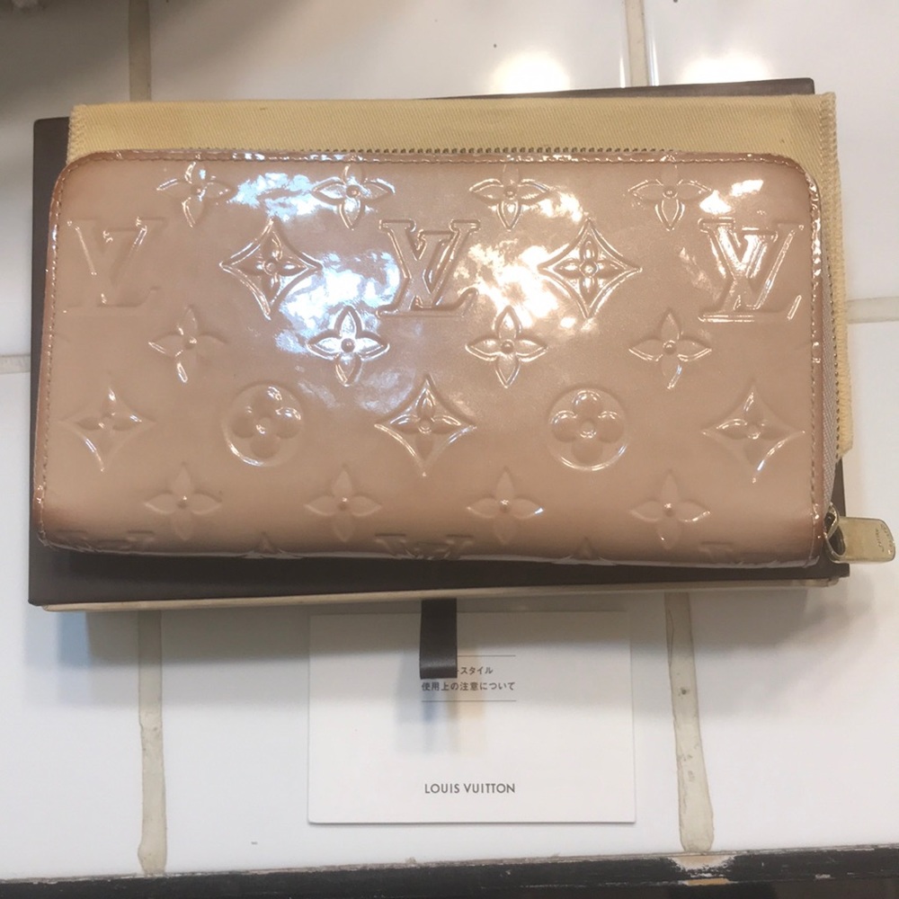 Louis Vuitton Nude Patent Monogram Zip Wallet